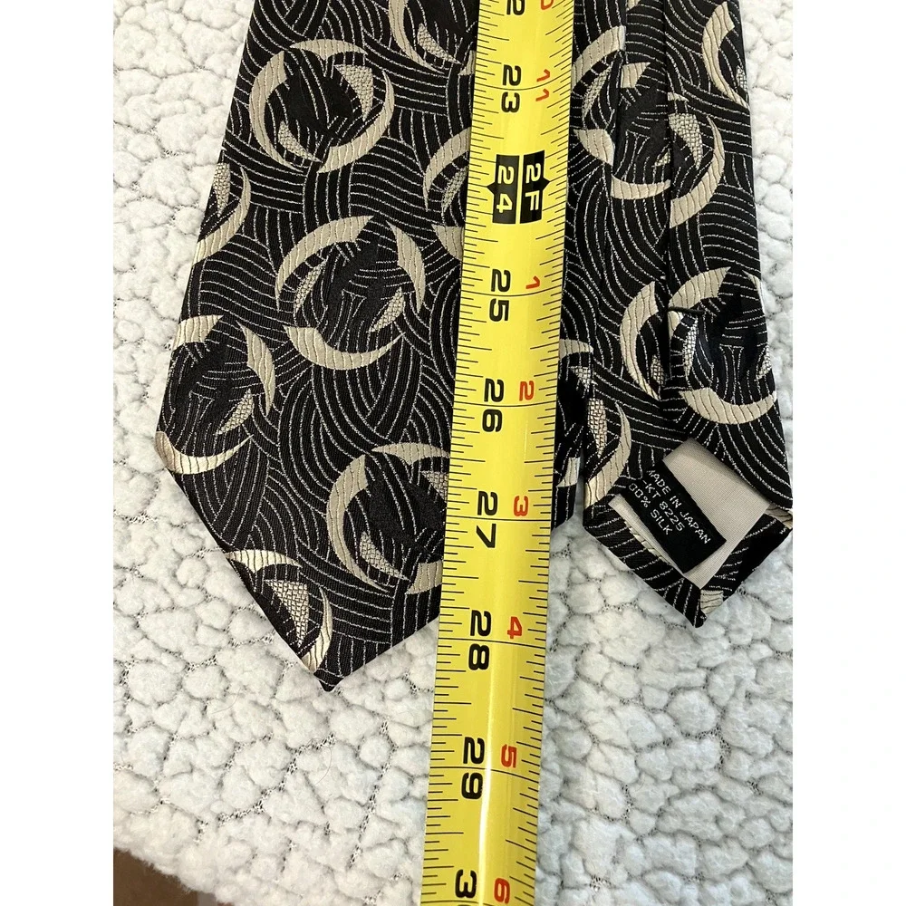 Jhane Barnes Gray & Silver 100% Silk Patterned Mens Tie 57